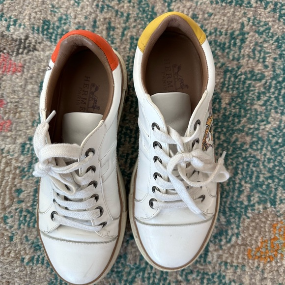 Hermes sneakers size 37 - Picture 3 of 4